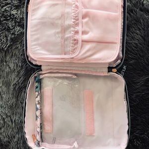 Sonia Kashuk Makeup - Floral Beauty Organizer Sonia Kashuk Makeup - Floral Beauty Organizer